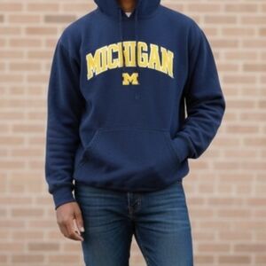Majestic Michigan Navy Blue Hoodie Sweatshirt Size Medium Section 101